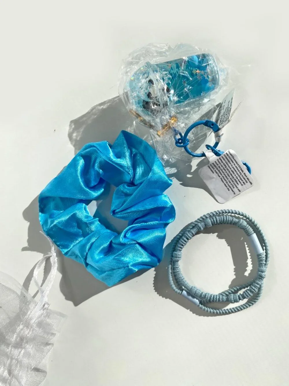 Claire's Gift Panda Tea Water Filled Glitter Keychain Scrunchie Hair Tie